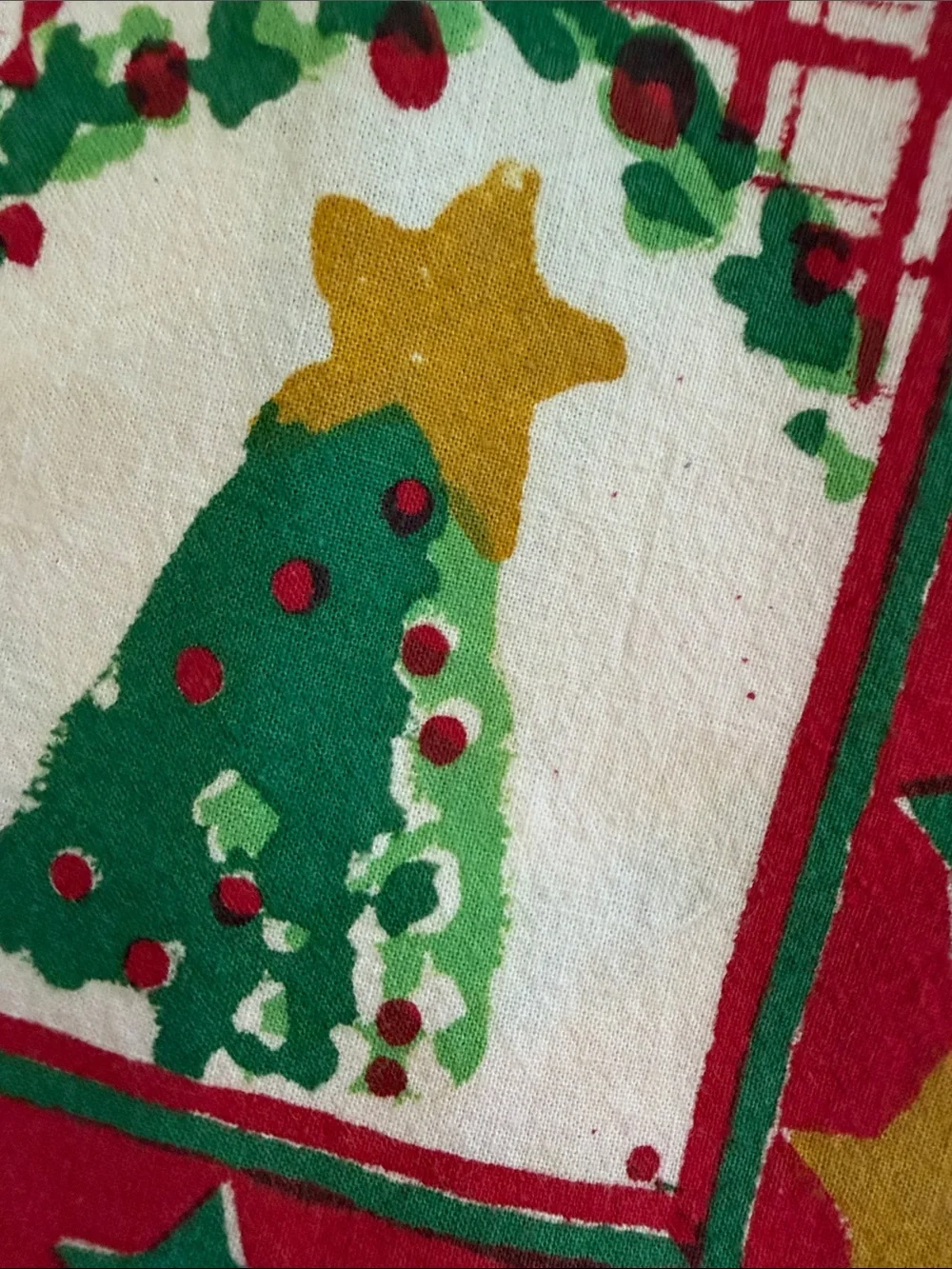 Festive Red & Green Christmas Tree pomegranate cloth napkins